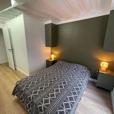 Appartamento 4 Pièces Charme Centre Parigi